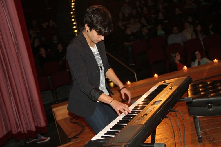 USJ Draw a smile Fundraising Concert